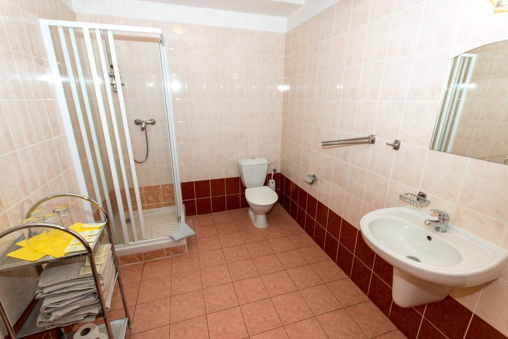 Pension U Kohoutu Horní Planá Ruang foto